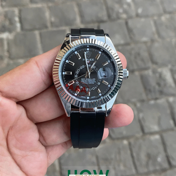 Silver & Black Dial Watch for Men – Modern Premium