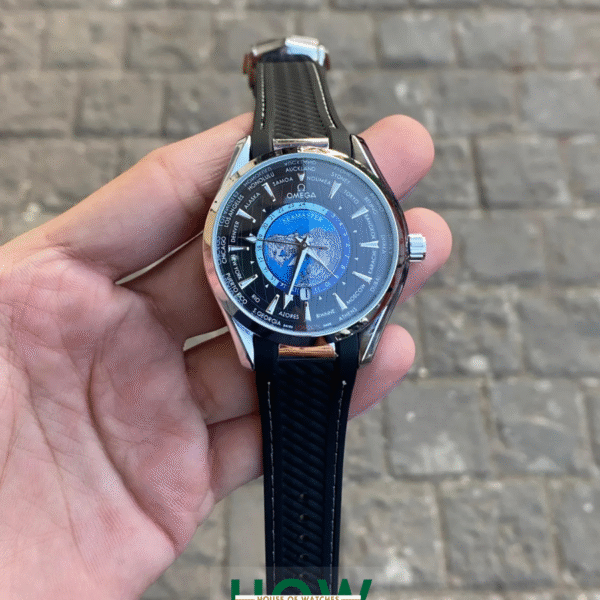 Silver Leather Strap Watch for Men – Premium Elegant