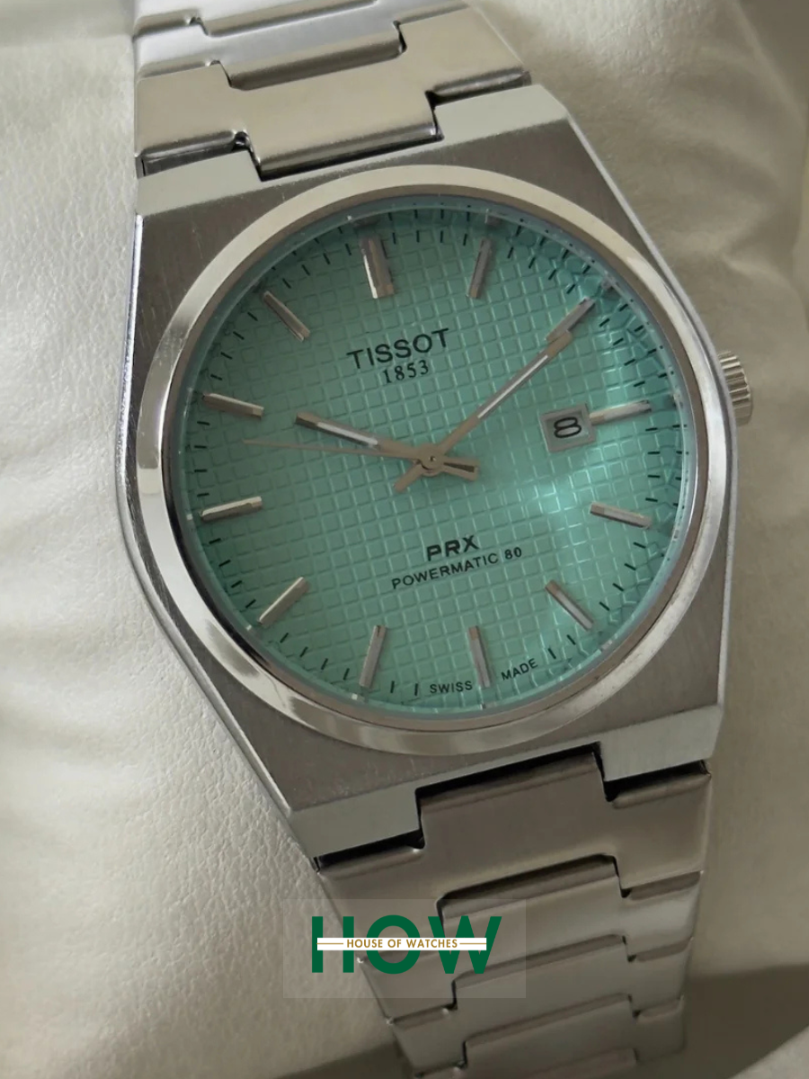 HOW0001 Blue And Silver Stainless Steel Strapes Date Dial Watch For Men - Image 1