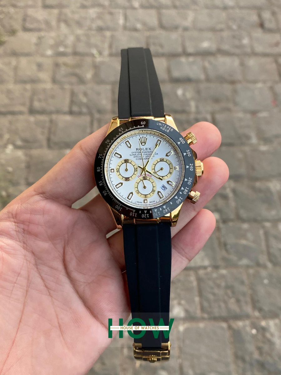 HOW0001 Black And White with Gold Case Silicon Strap Daytona Watch For Men - Image 1