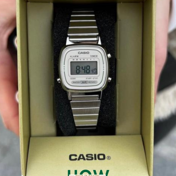 Vintage Digital Silver Bracelet Women’s Watch