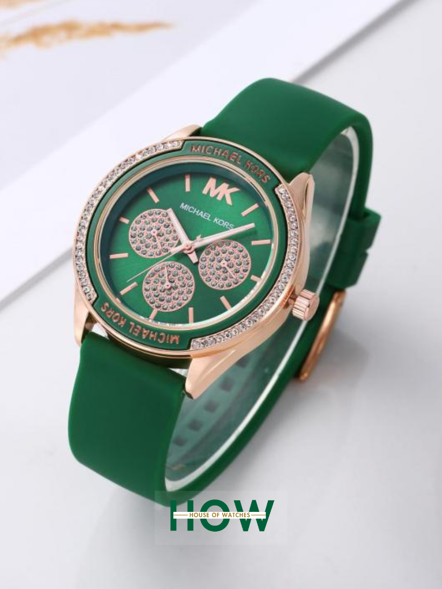 Image00001 Elegant Green Finish Bracelet-Style Women’s Watch - Image 1
